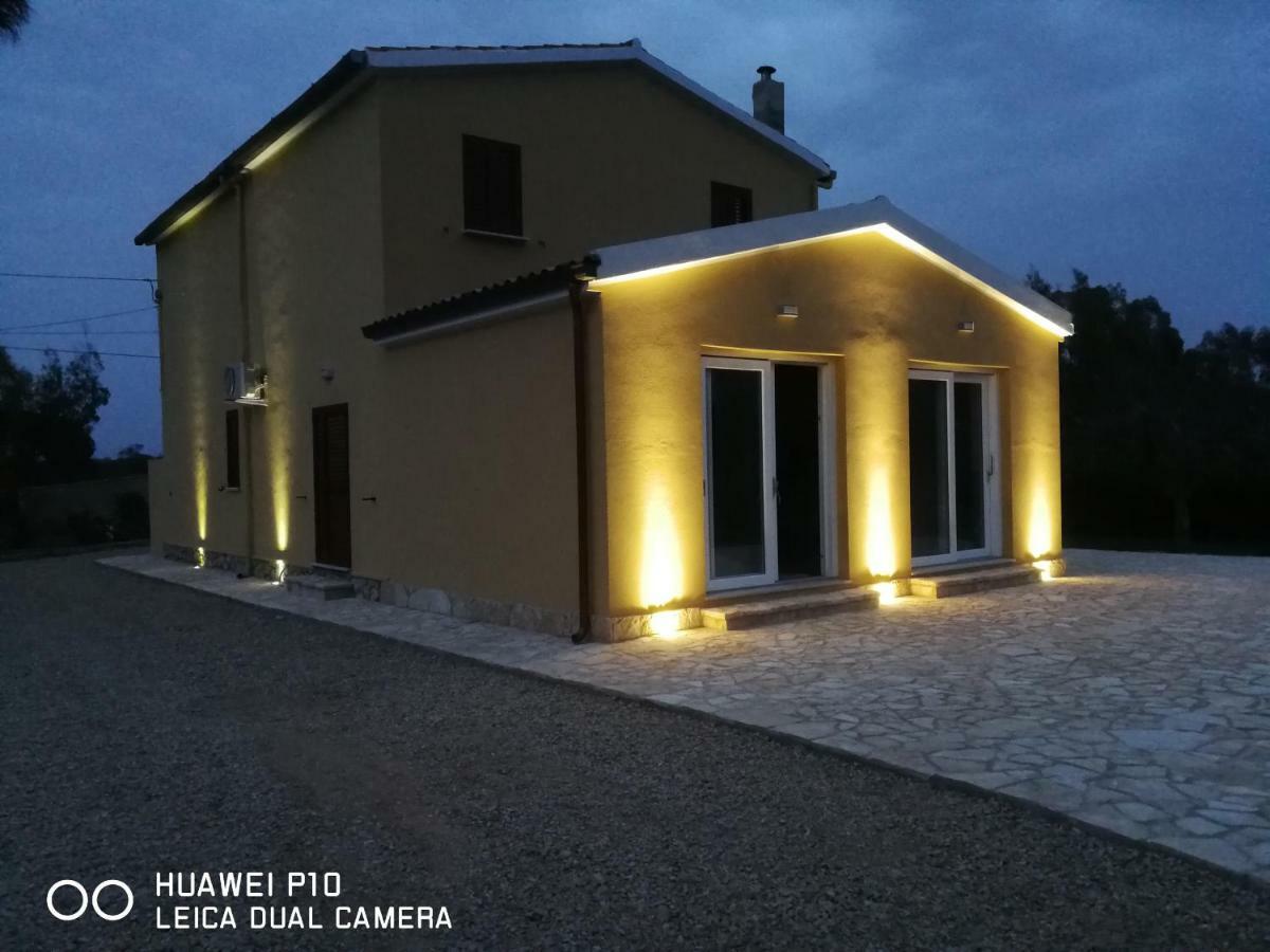 B&B Fiori Di Pesco Fertilia Luaran gambar