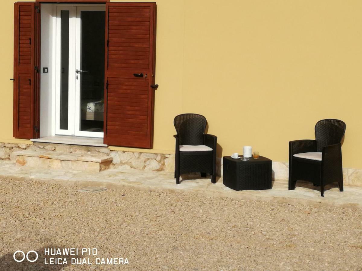 B&B Fiori Di Pesco Fertilia Luaran gambar