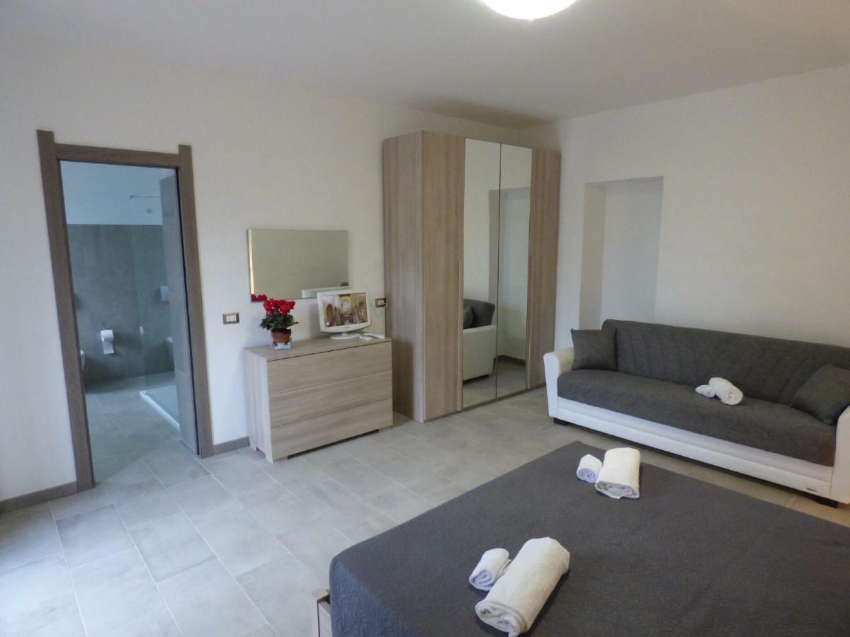 B&B Fiori Di Pesco Fertilia Luaran gambar