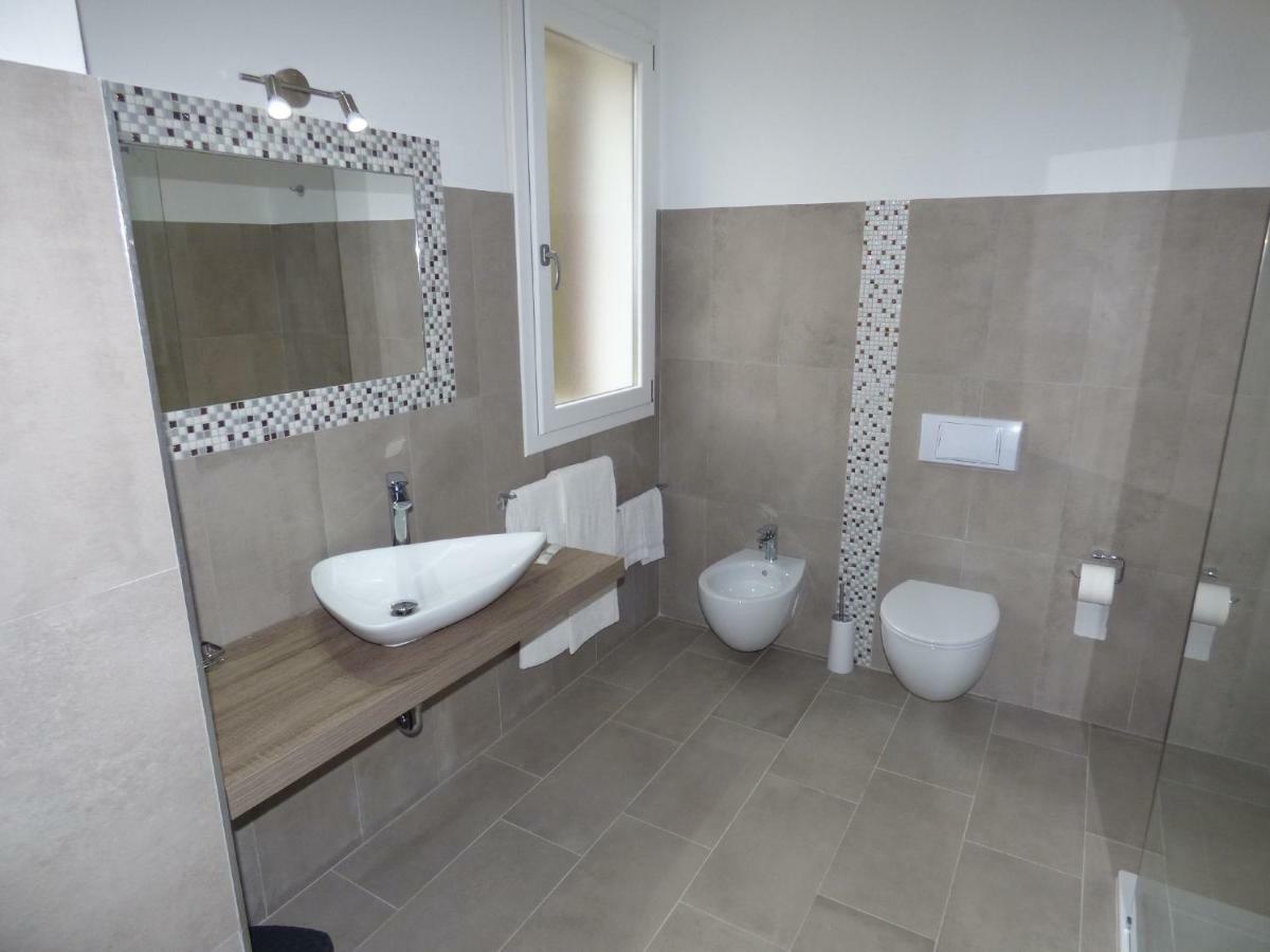 B&B Fiori Di Pesco Fertilia Luaran gambar